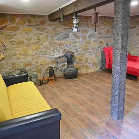 Holiday home Casa Corte Do Vale Local
