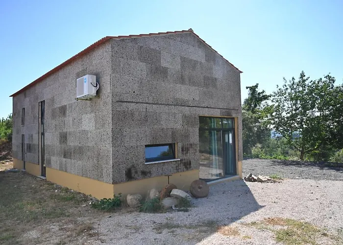 Vakantiehuis Casa Corte Do Vale Alojamento Local Sertã